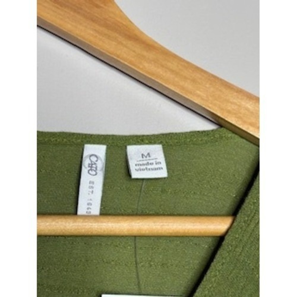 Cato Olive Green Wrap Style Top Womens Medium NWT Ruffle Hem - Picture 5 of 7